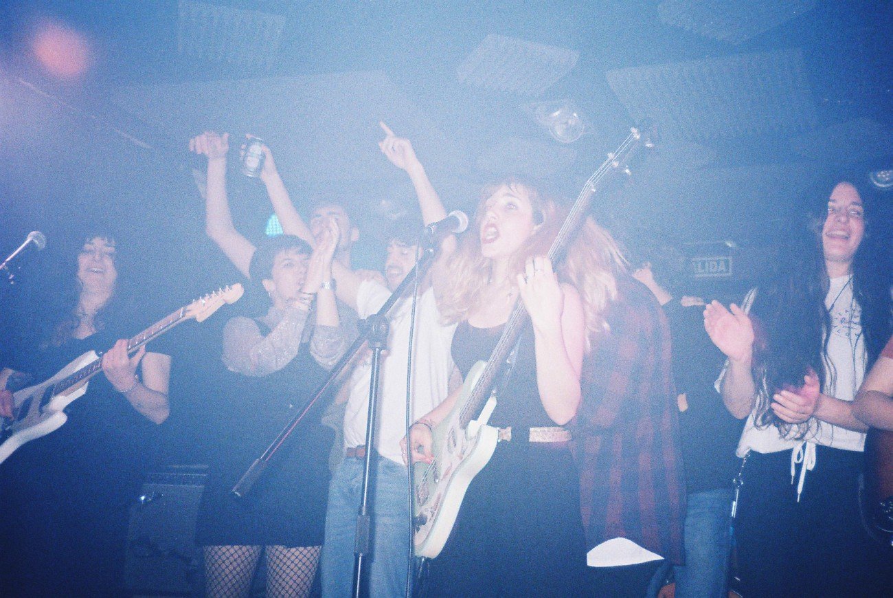 Crónica de Hickeys, Carisma y Bum Motion Club en Oviedo
