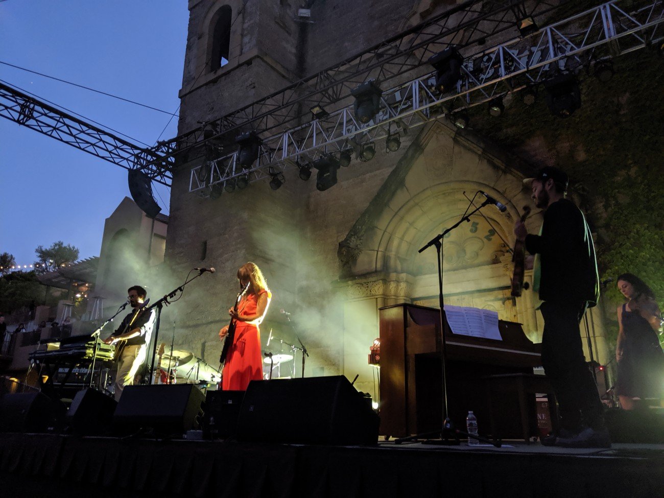 Crónica de Feist y Rhye en Mountain Winery