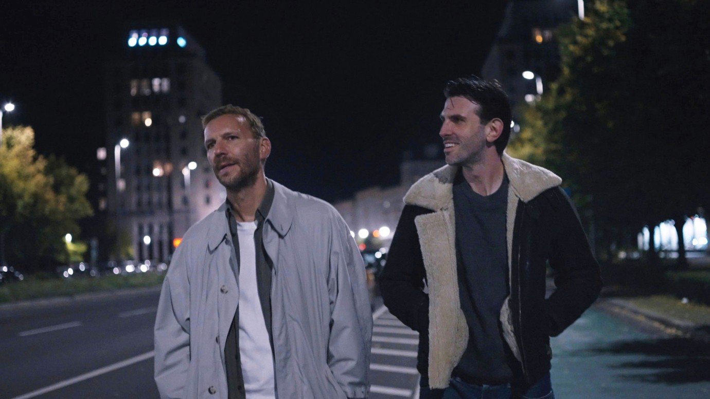 Analizamos 'Bones and Names', la nueva película de Fabian Stumm