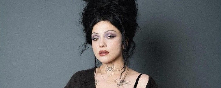 Crítica de 'Mon Laferte, te amo', el nuevo documental de la artista chilenoamericana estrenado en Netflix