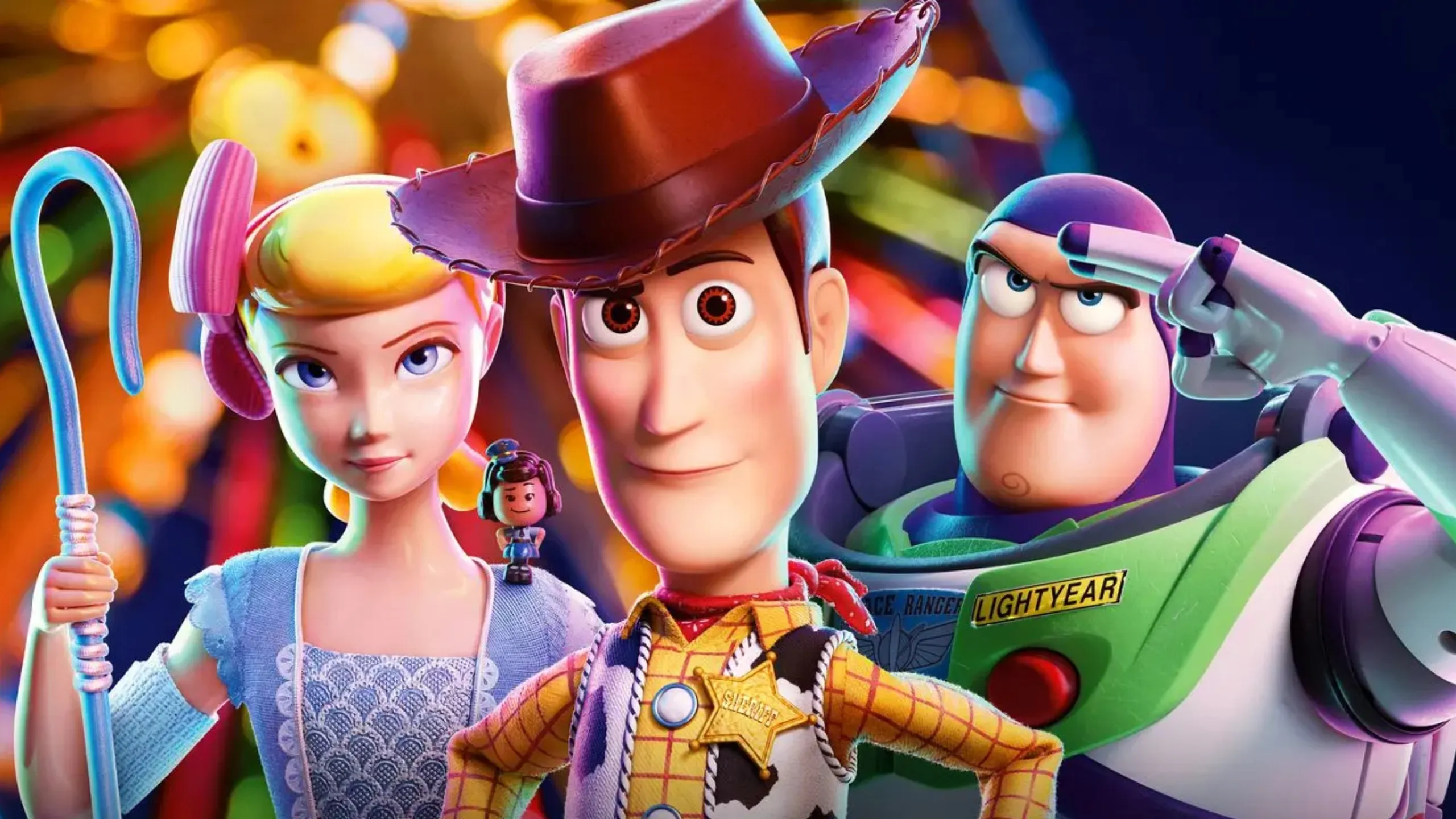 La era digital amenaza el reino de los juguetes en Toy Story 5