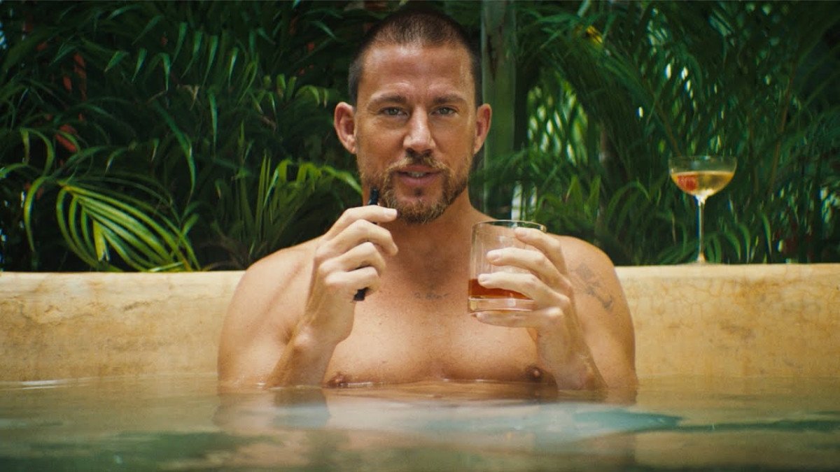 Crítica de 'Parpadea dos veces', la nueva película de Zöe Kravitz