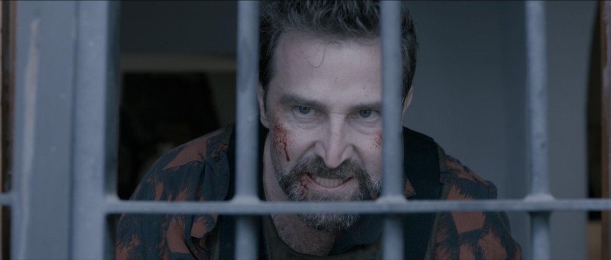 Crítica de 'Os Reviento': Kike Narcea se lanza a por la violencia sin filtros