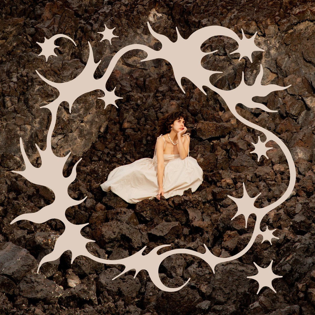 Crítica de ‘Dear Divine’: El preciso mapa emocional de Little Moon
