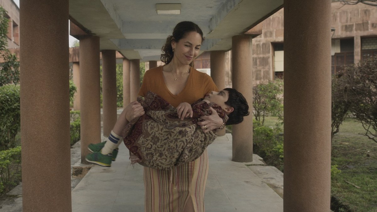 Crítica de 'Los dos hemisferios de Lucca', la nueva película de Mariana Chenillo estrenada en Netflix