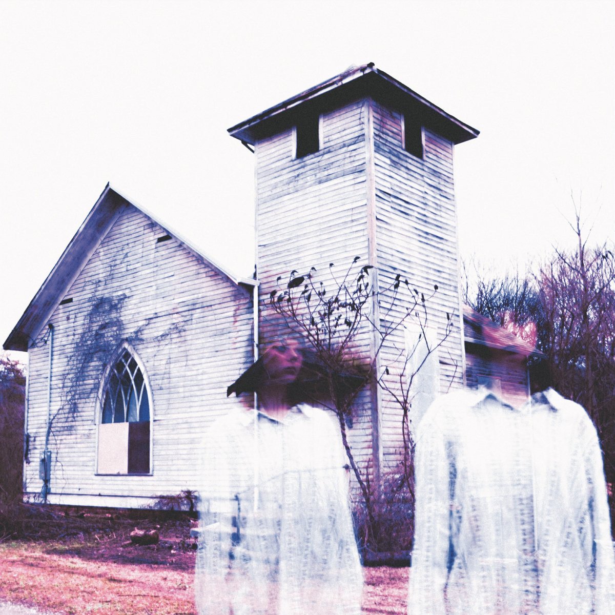 Crítica de 'Whispers in the Speech Machine': la nostalgia de The Laughing Chimes se vuelve un reflejo inalcanzable