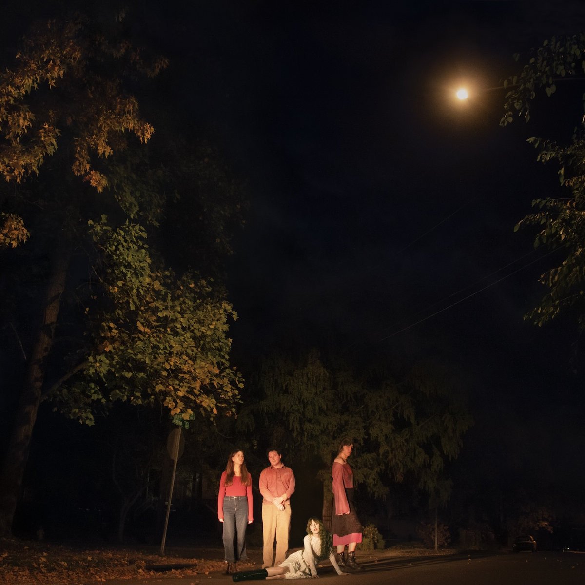 Crítica de ‘Spring Grove’: The Ophelias se enfrentan a sus fantasmas del día a día