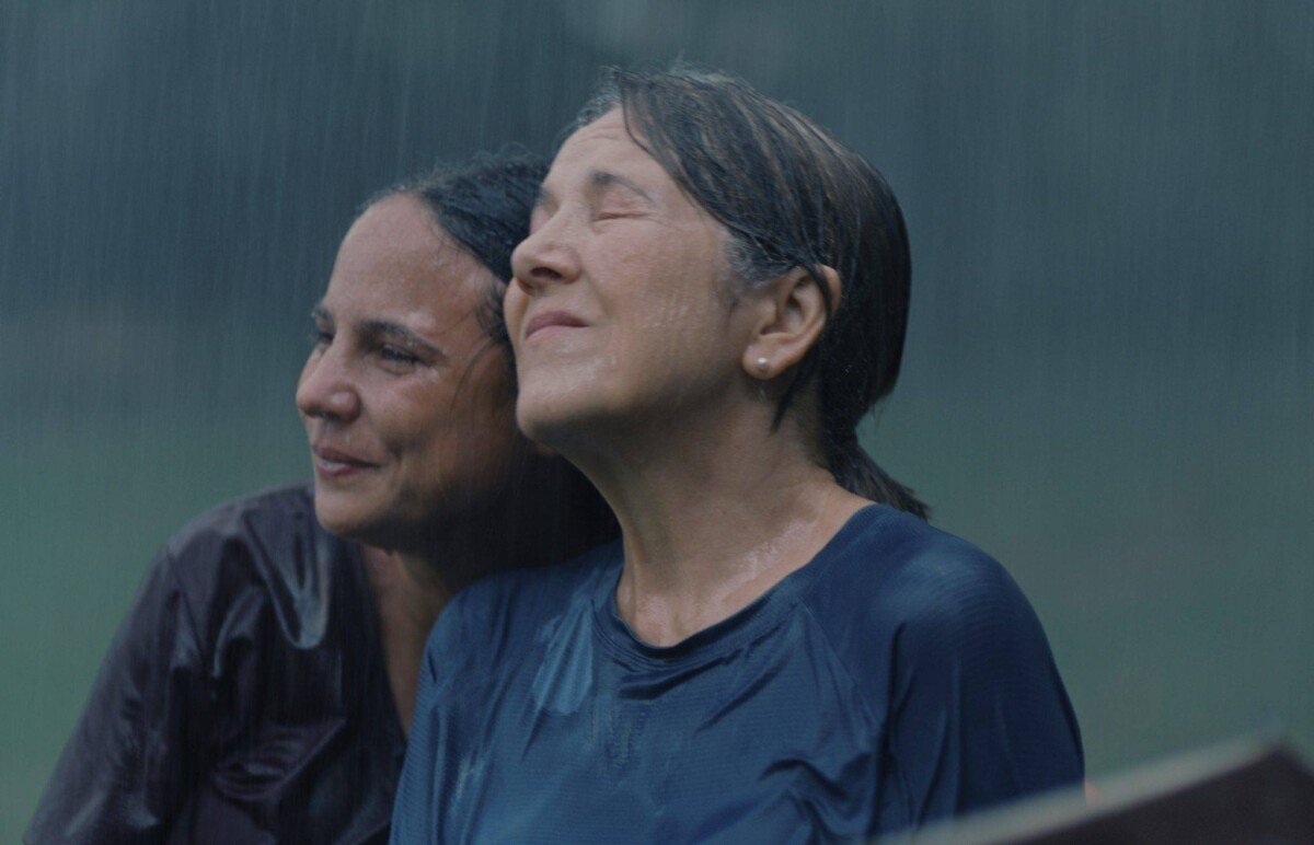 'Querido trópico': crítica de la película de Ana Endara Mislov