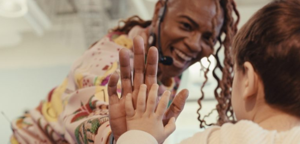 'Happy and You Know It': crítica del documental de HBO Max