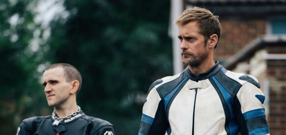 'Pillion': crítica de la película de Harry Lighton