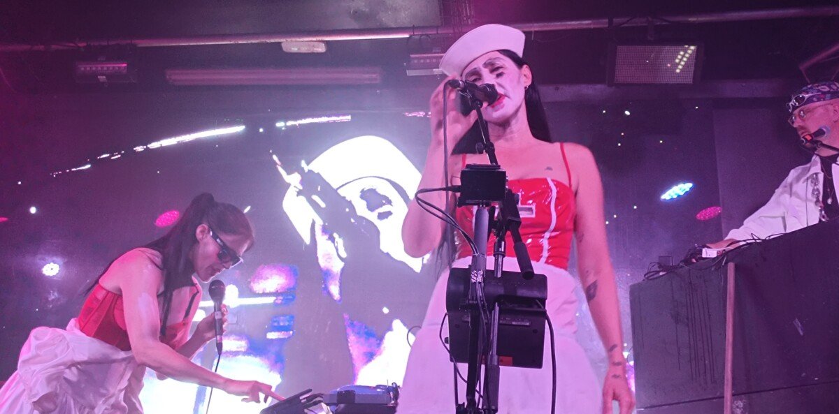 Crónica de Cocorosie y Niños Luchando en Madrid