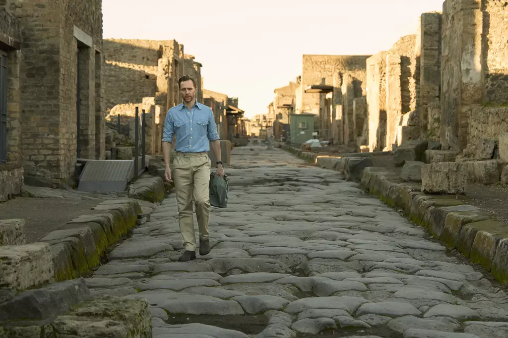 'Pompeya antes del desastre, con Tom Hiddleston': crítica del nuevo documental de Disney+